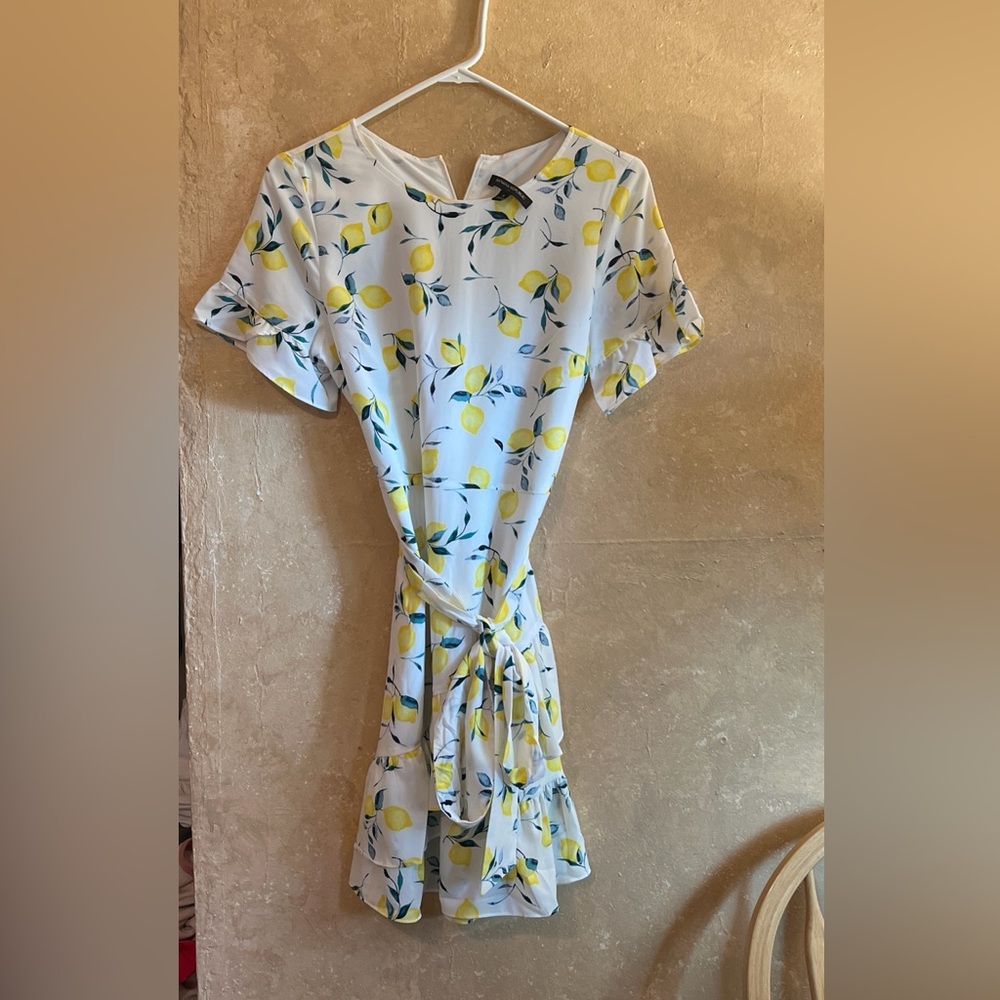 Banana Republic white and lemon dress